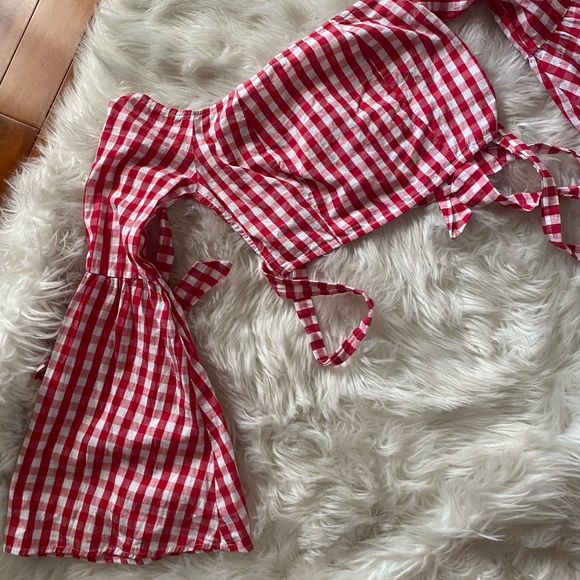 LF Backless Gingham Crop w Bell Sleeves & Ties - Picture 3 of 6